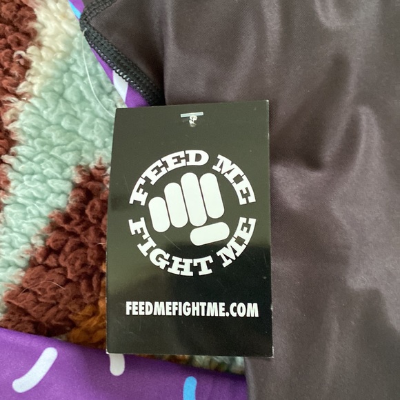 ✨Feed me fight me leggings BNWT ✨ - Picture 3 of 5